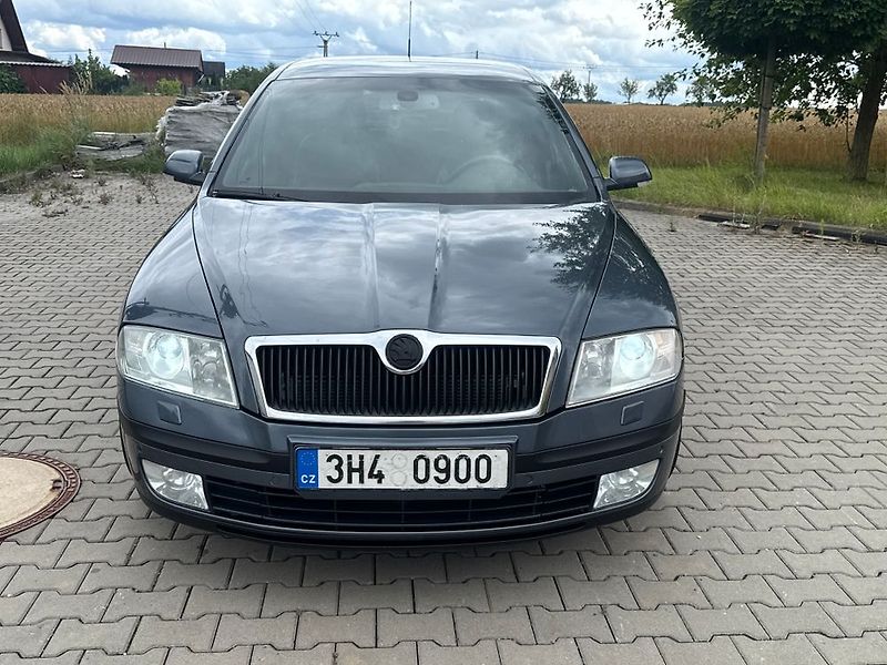 Škoda Octavia (2006) - fotka 35 z 42