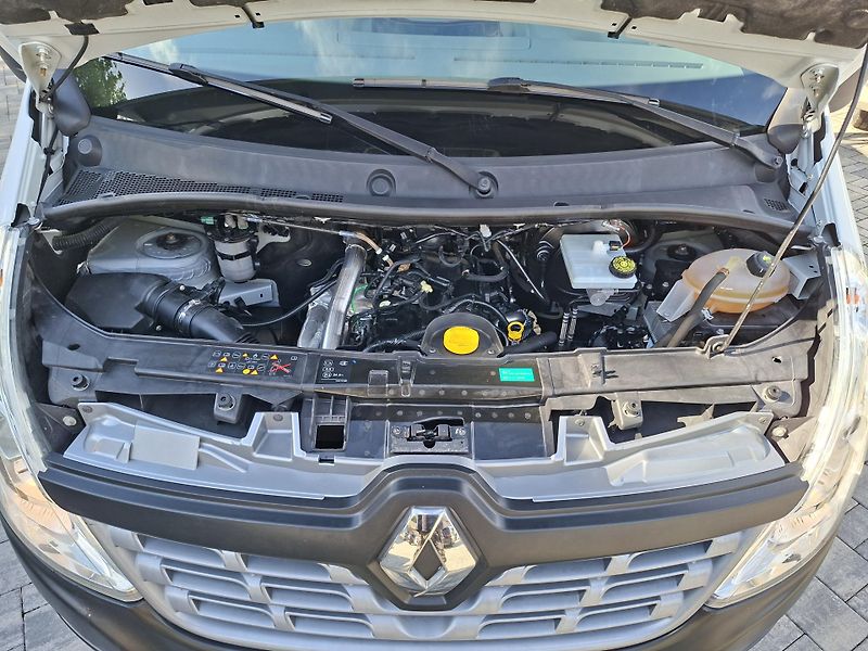 Renault Master (2017) 2,3DCi,Tupláky,tažné3,5t, DPH  - fotka 21 z 38
