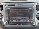 Volkswagen Tiguan (2011) 2.0 TDi 4x4, AC, tempo - náhled 13