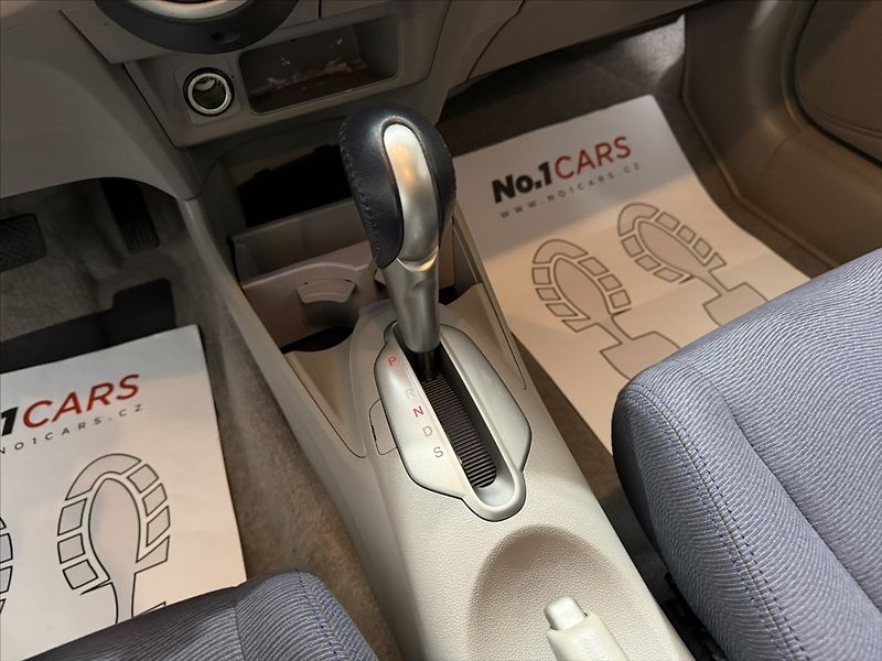 Honda Insight 1,3   i IMA AUTOMAT HYBRID - fotka 19 z 40