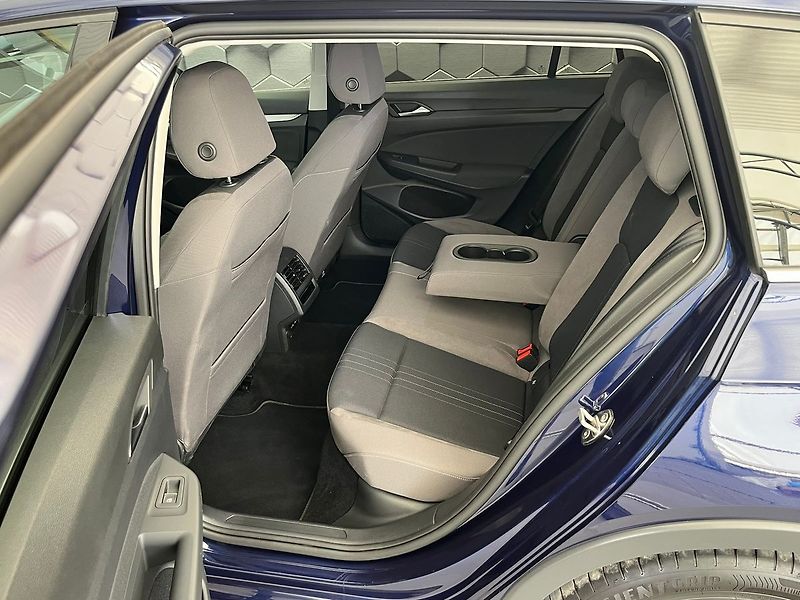 Volkswagen Golf Alltrack 2.0 TDI 147kW 4Motion - fotka 30 z 83