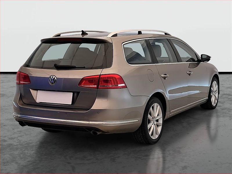 Volkswagen Passat (2012) 2.0 TDI, 4X4, Automat - fotka 5 z 20