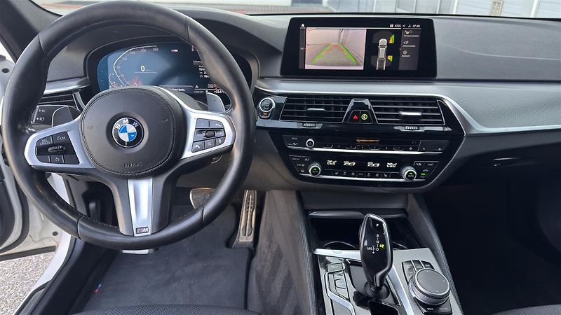 BMW Řada 5 530xd Touring Mpaket ČR DPH - fotka 6 z 17