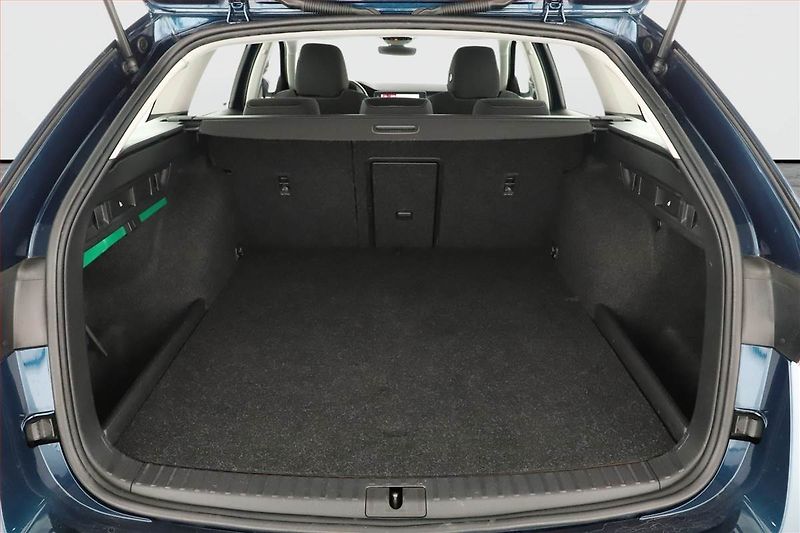 Škoda Octavia (2021) Style 1.4 TSI iV - fotka 19 z 20