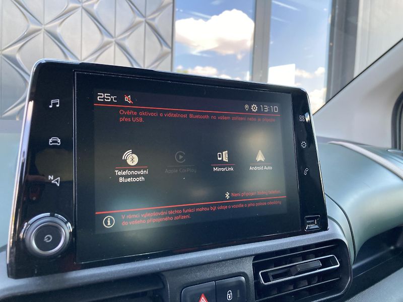 Citroën Berlingo XTR XL 1.5 BlueHDi 96 kW - fotka 17 z 22