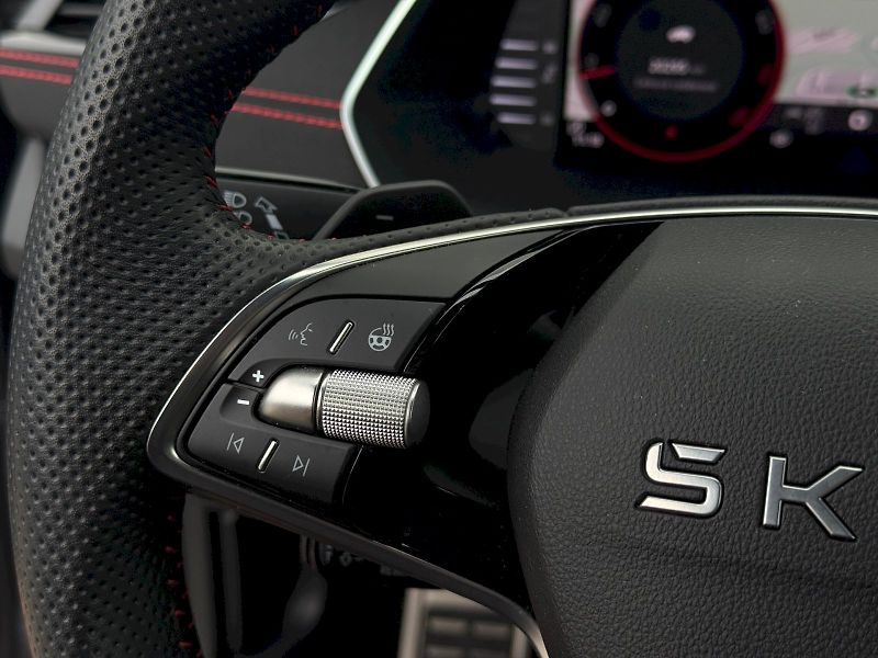 Škoda Octavia (2025) Combi 2.0 TSI 195 kW DSG RS - fotka 14 z 24