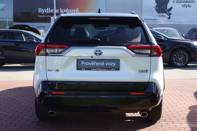 Toyota RAV4 2,5 PHEV Plug-in Selection VIP - fotka 5 z 38