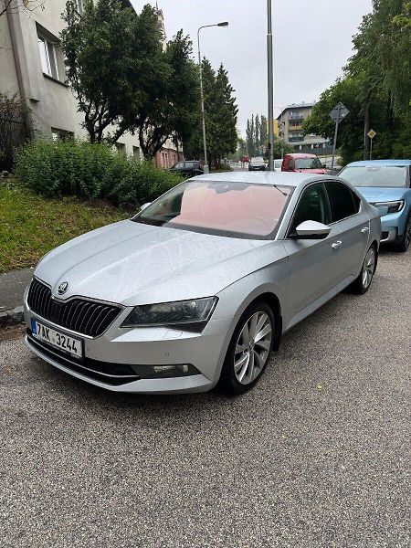 Škoda Superb (2019) - fotka 3 z 3
