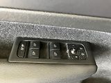 Volvo XC40 T3 FWD Kinetic AT8 - náhled 17