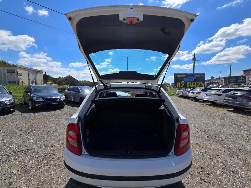 Škoda Fabia (2002) 1.4 i 55kw Elegance - fotka 15 z 22