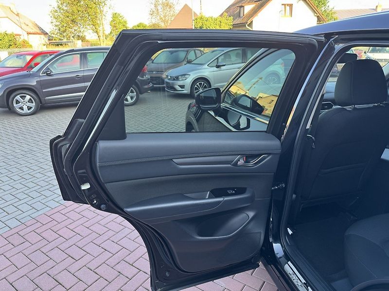 Mazda CX-5 (2018) 2.0 G-165 LED Navi Kamera Blis - fotka 24 z 45