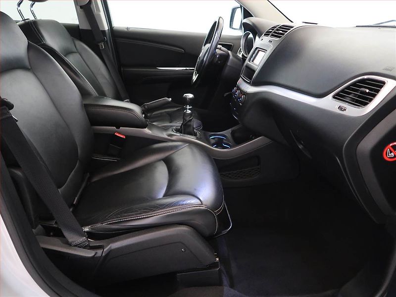 Fiat Freemont (2011) 2.0 MultiJet, 7 míst, Tempomat - fotka 9 z 18