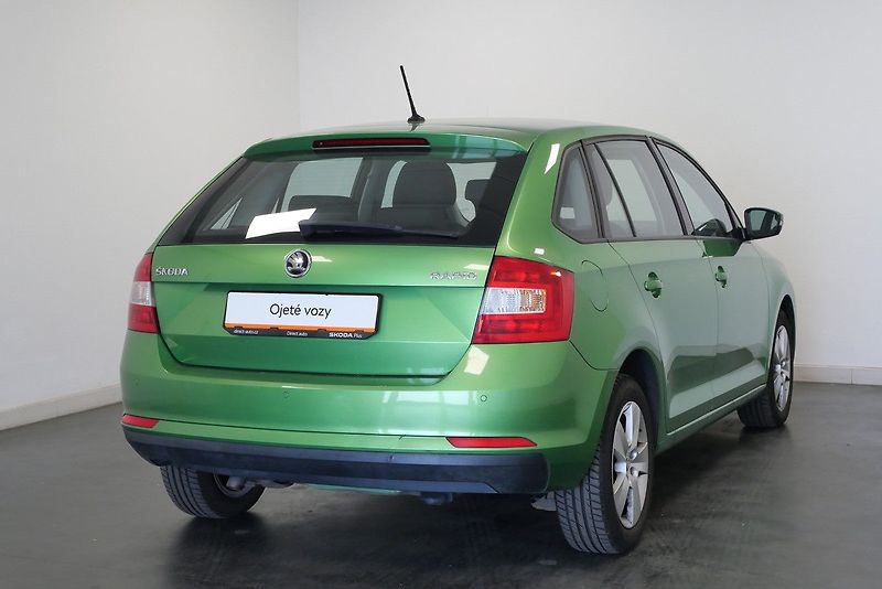 Škoda Rapid - fotka 2 z 21
