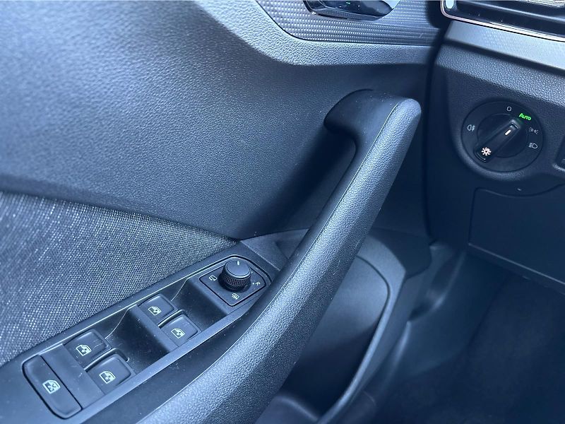 Škoda Kamiq 1.5TSI 110 kW STYLE DSG - fotka 21 z 30
