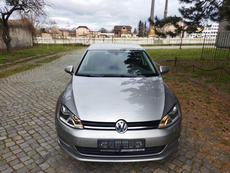 Volkswagen Golf (2017) 1.2 tsi/63kW, klima, výhřev,  - fotka 7 z 38