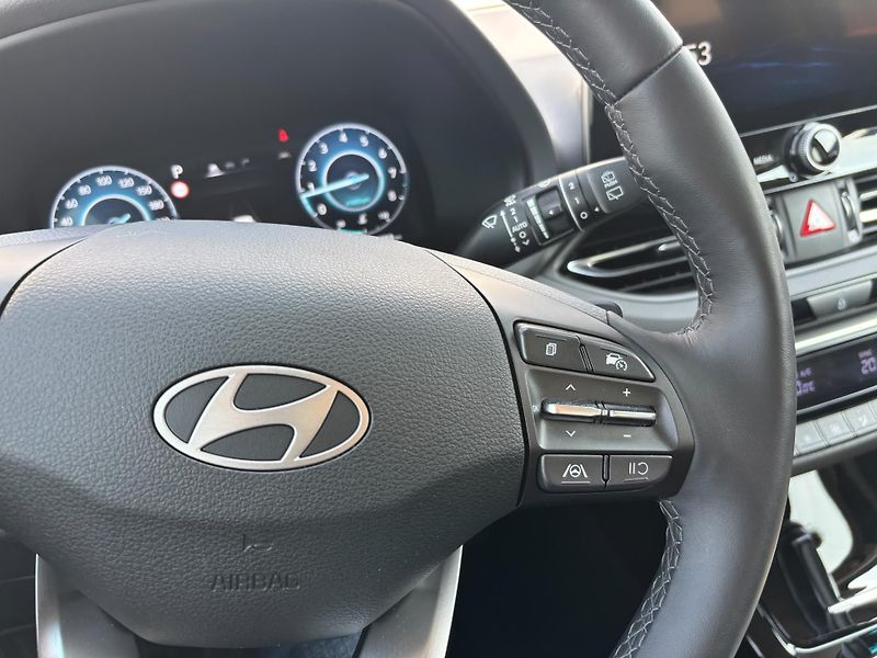 Hyundai i30 1.5 T-GDi 103kW DCT Style - fotka 17 z 28