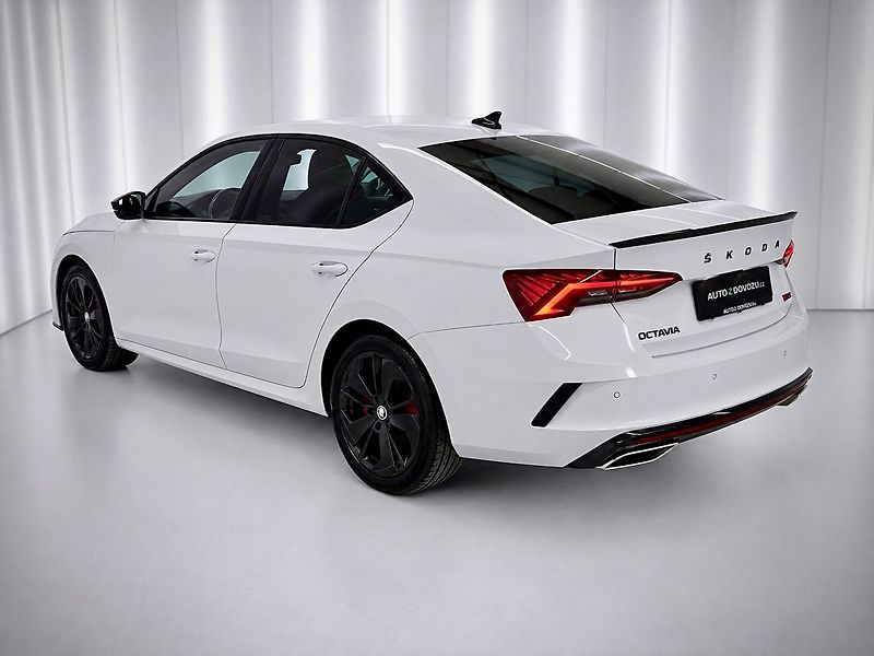 Škoda Octavia 2.0TDI DSG 4X4 RS, ACC, LED, K - fotka 4 z 27