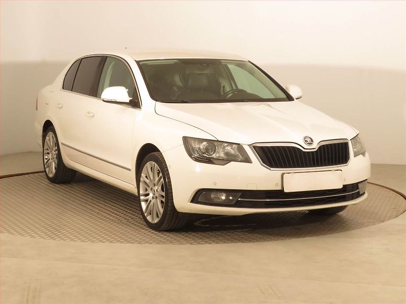 Škoda Superb (2013) Elegance 2.0 TDI, 4X4 - fotografie inzerátu
