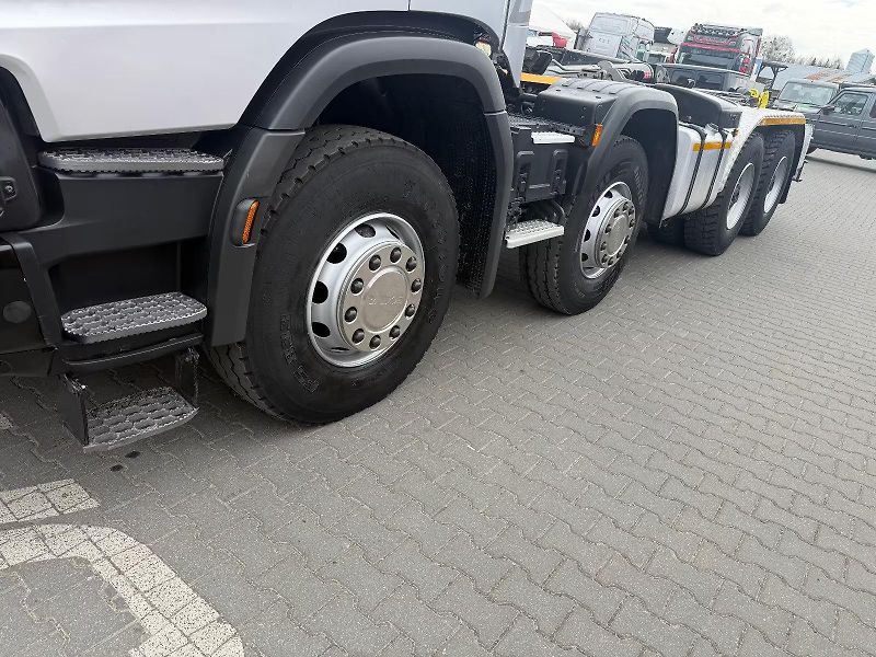 Scania P 450 8x4 Hiab nosič kontejner - fotka 7 z 14