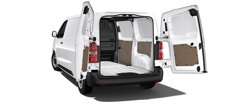 Peugeot Expert (2026) Furgon L2 2.2 BlueHDi 150 MAN6 - fotka 5 z 7