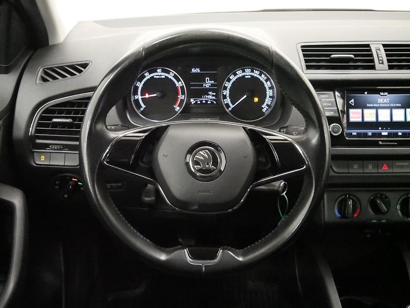Škoda Fabia - fotka 16 z 23