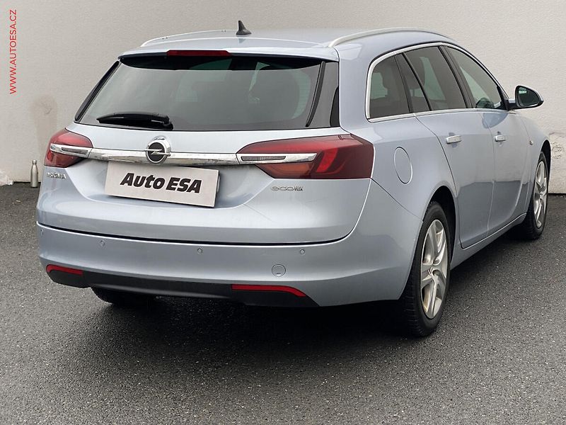 Opel Insignia (2014) 2.0CDTi Sport, bixen, kůže - fotka 4 z 17