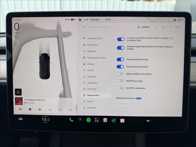 Tesla Model Y 0,0 Long Range 378kW 1.maj DPH - fotka 38 z 50