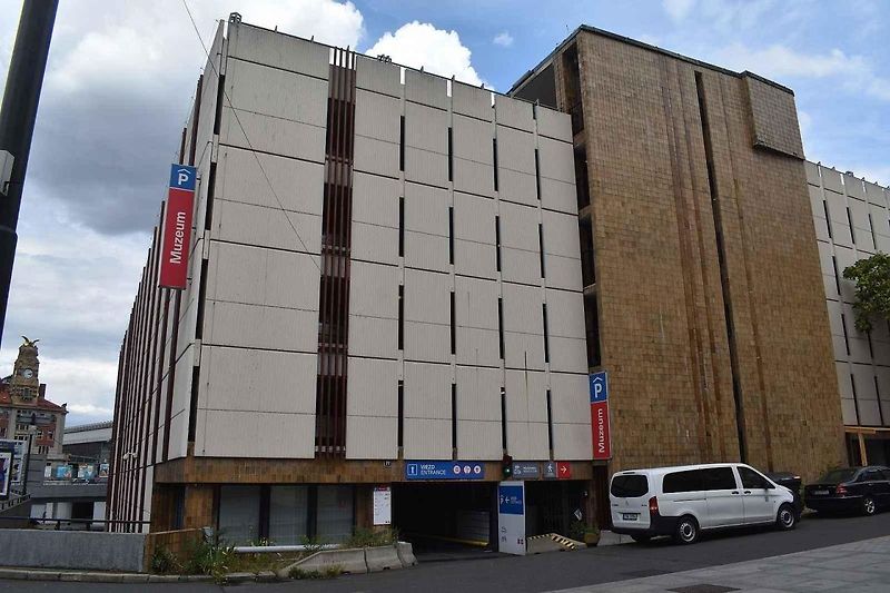 Postavit dobré garáže není jednoduché....