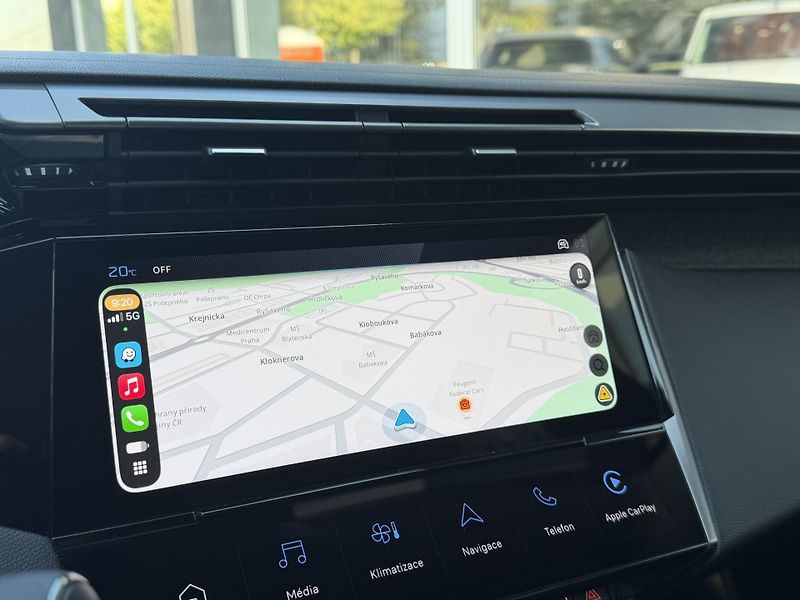 Peugeot 408 (2024) ALLURE PureTech 130k EAT8 - fotka 30 z 42