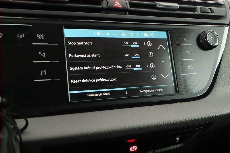 Citroën C4 SpaceTourer (2022) 1.5 BlueHDi, 7 míst, ČR,1.maj - fotka 18 z 22