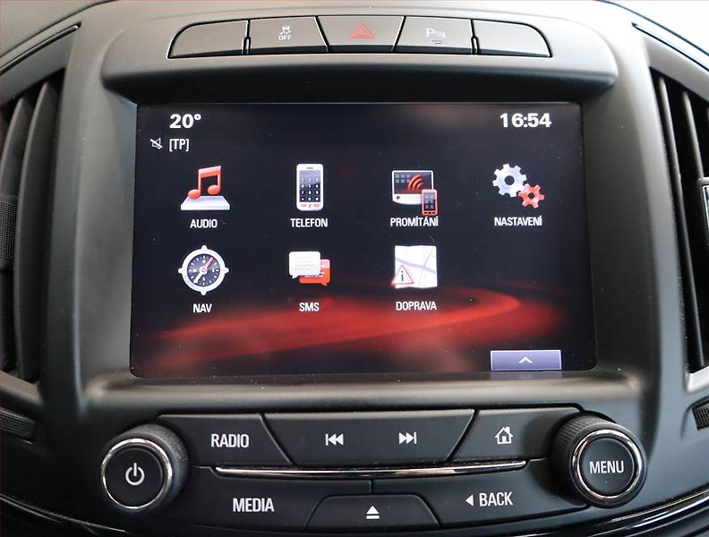 Opel Insignia (2015) 2.0 CDTI, Automat, Navi - fotka 12 z 26