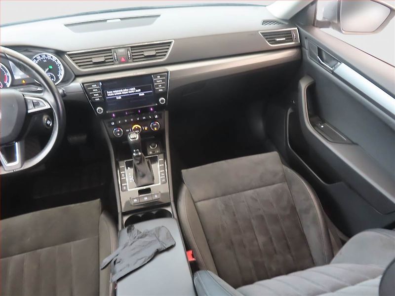 Škoda Superb (2016) Style Plus 2.0 TDI, 4X4 - fotka 8 z 14