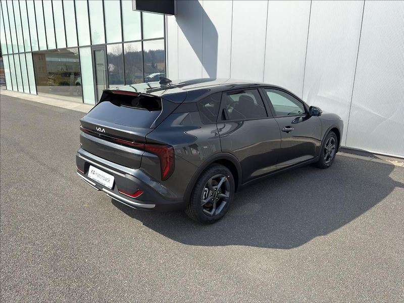 Kia K4 (2026) 1,0   T-GDI 7DCT EXCLUSIVE - fotka 6 z 19