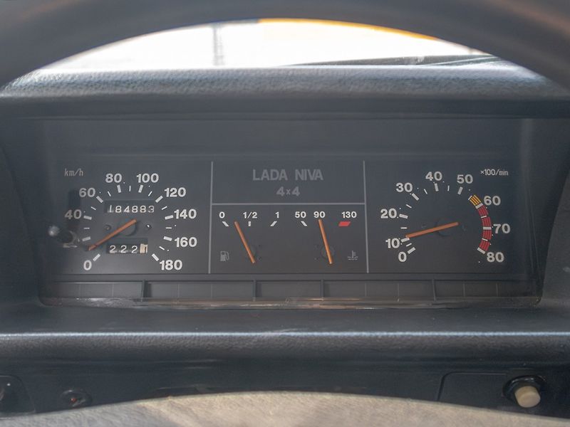 Lada Niva (1998) ČR 1.6i 60KW – TAŽNÝ - fotka 17 z 26