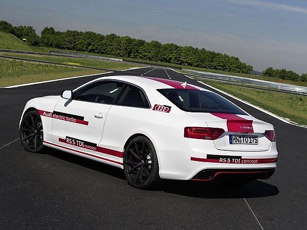 Koncept Audi RS 5 TDI.