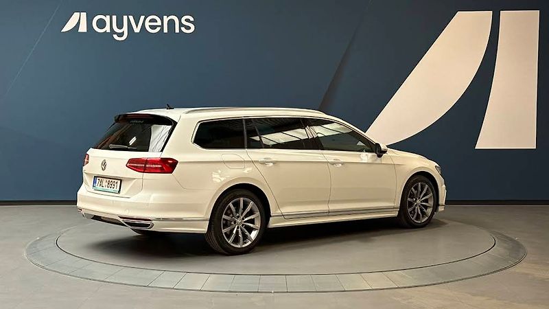 Volkswagen Passat 2.0TDI BMT 110kW DSG R-line Va - fotka 2 z 4