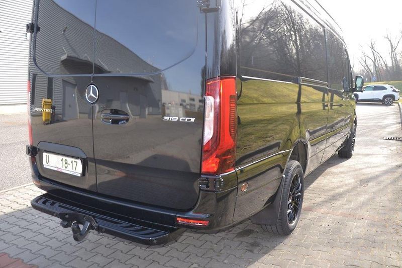 Mercedes-Benz Sprinter 319 CDi  - fotka 15 z 16