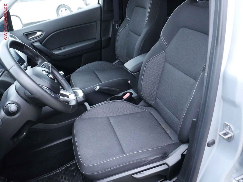 Renault Captur (2024) 1.0 TCe, ČR, Equilibre - fotka 8 z 13