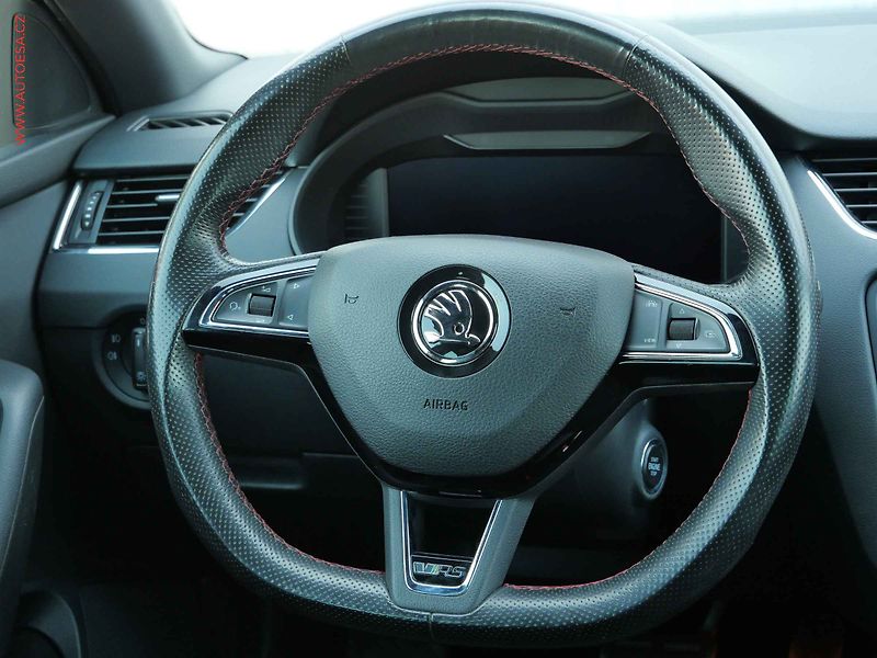 Škoda Octavia (2019) 2.0 TDi, 2.maj,ČR, RS, DSG - fotka 11 z 26