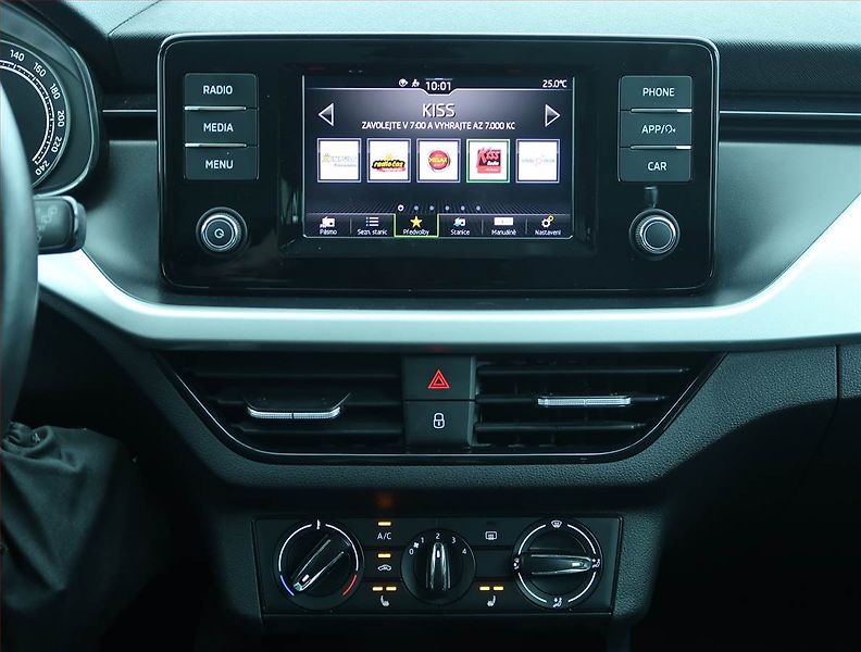 Škoda Scala (2020) Youbileum 125 1.0 TSI, ČR - fotka 12 z 16