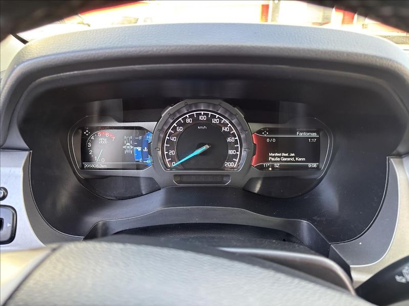 Ford Ranger 3,2 Limited 147kW DPH - fotka 25 z 37