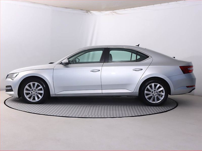 Škoda Superb (2022) Ambition 2.0 TDI, Serv.kniha - fotka 3 z 24