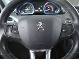 Peugeot 2008 (2016) Allure 1.2 PureTech, Automat - náhled 18