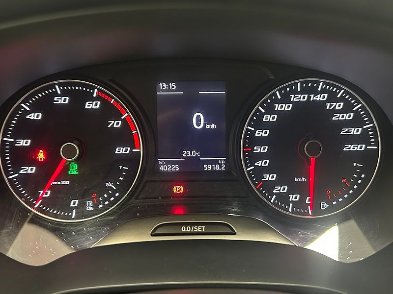 Seat Leon (2020) 1.5 TGI MAN 2020 | Záruka - fotka 41 z 55