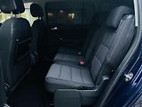 Volkswagen Touran 1.6TDI AUT SERVISKA 7MÍST LED  - náhled 29
