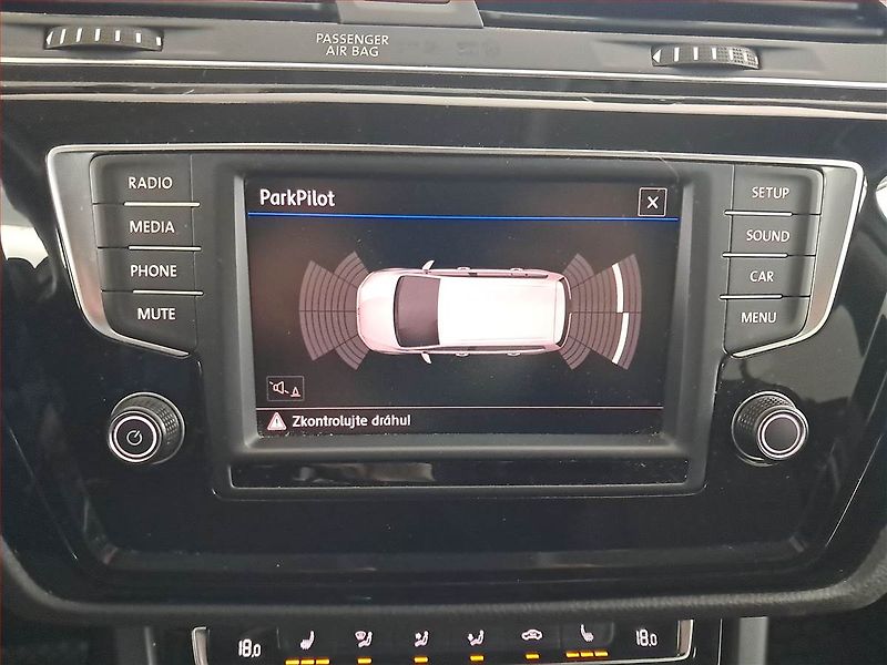 Volkswagen Touran (2017) 1.6 TDI, Automat, Tempomat - fotka 13 z 21