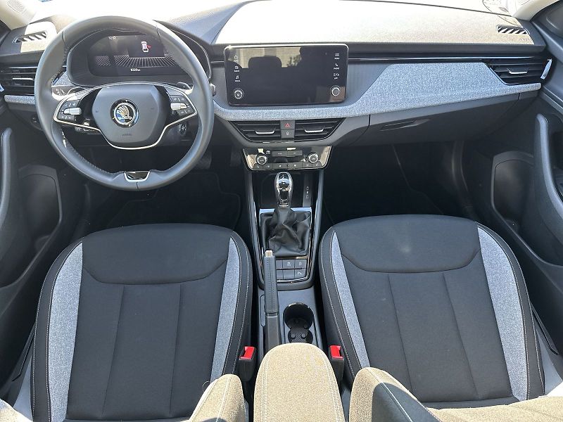 Škoda Scala (2024) 1.0 TSI DSG Selection - fotka 5 z 31