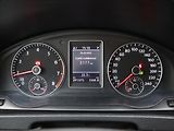 Volkswagen Multivan 2,0 TSI 150kW 4M DSG Highline - náhled 17