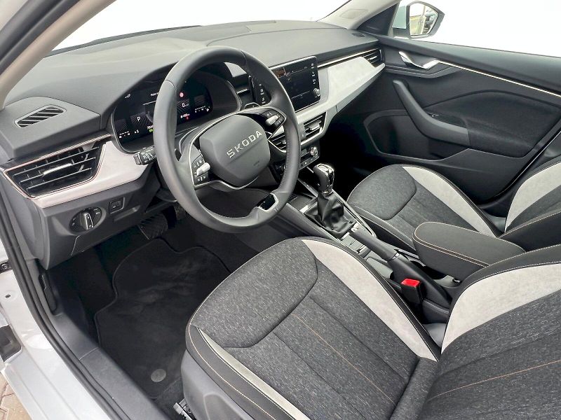 Škoda Scala (2025) Top Selection 1.0 TSI 85 kW 7° - fotka 14 z 32