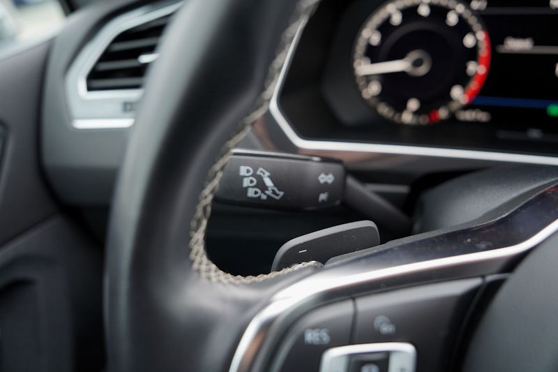 Volkswagen Tiguan 2.0 TSI 4Motion/DSG/R-line/ČR - fotka 54 z 54